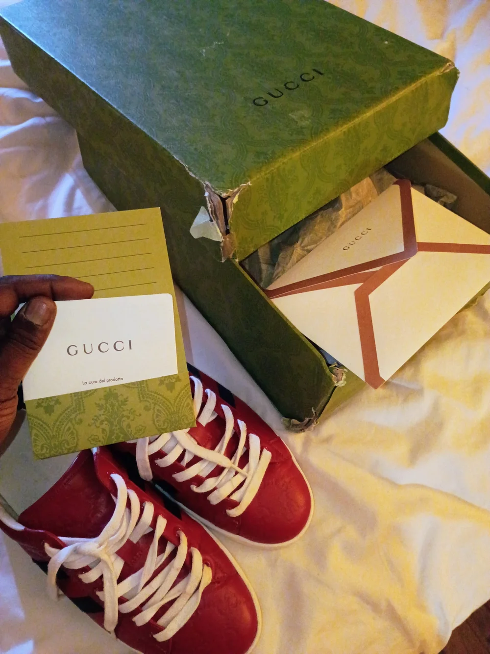 Gucci Mens Red Leather Low-Top Sneakers